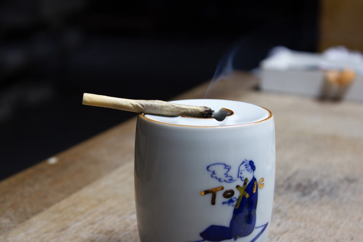 蓋付灰皿 笛吹 喫煙（TOXIC）